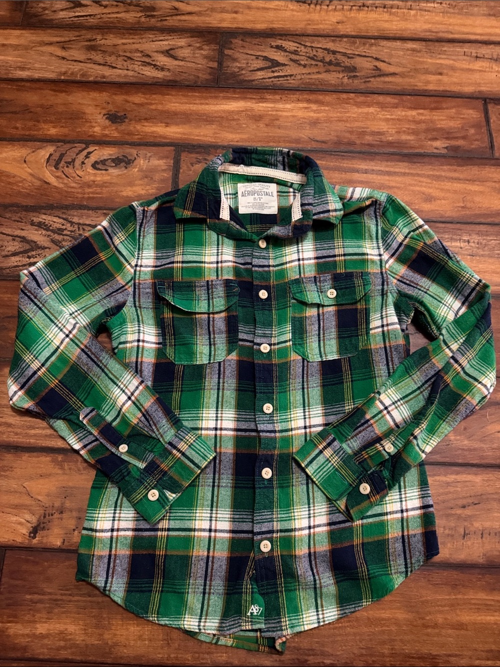 Aeropostale Green Plaid Button-Front Flannel Shirt